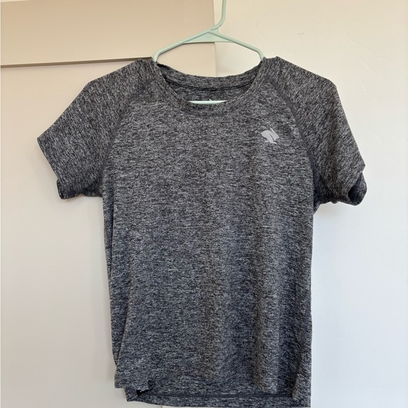 rabbit Women’s EZ Tee size - small - Picture 2 of 5